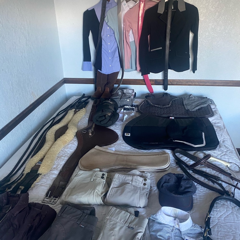 Tons of equestrian items! SOLD